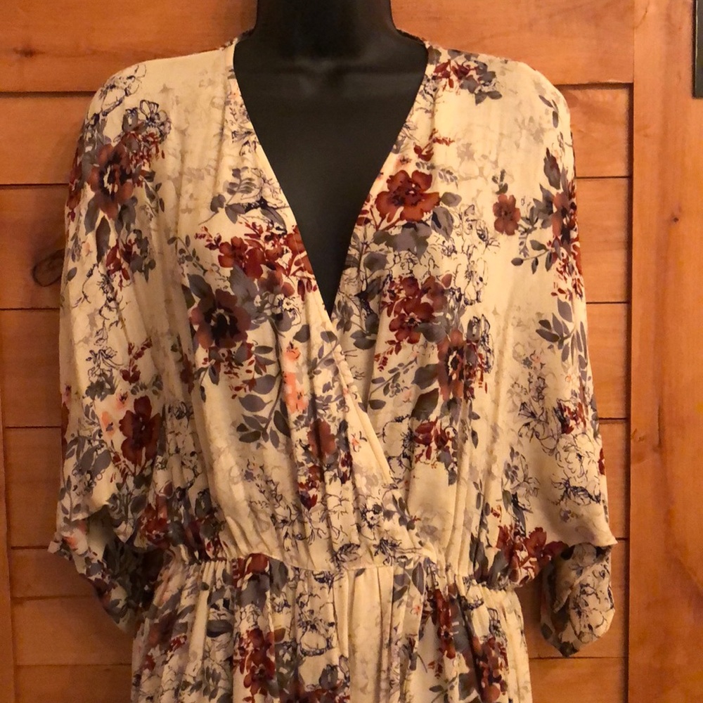 “Hinge” Maxi Dress